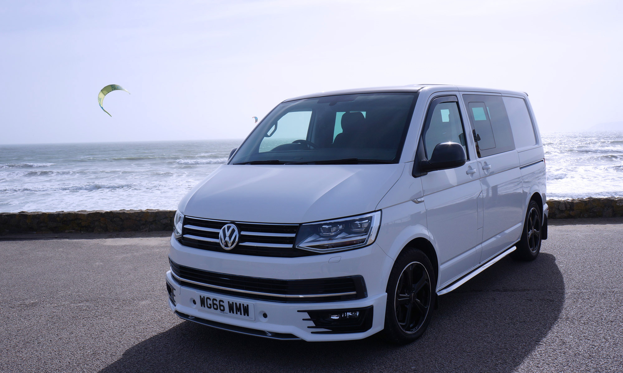 white-t6-vw-sportline-kite